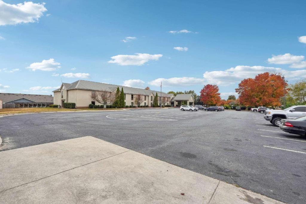 Quality Inn&Suites Dawsonville Extérieur photo