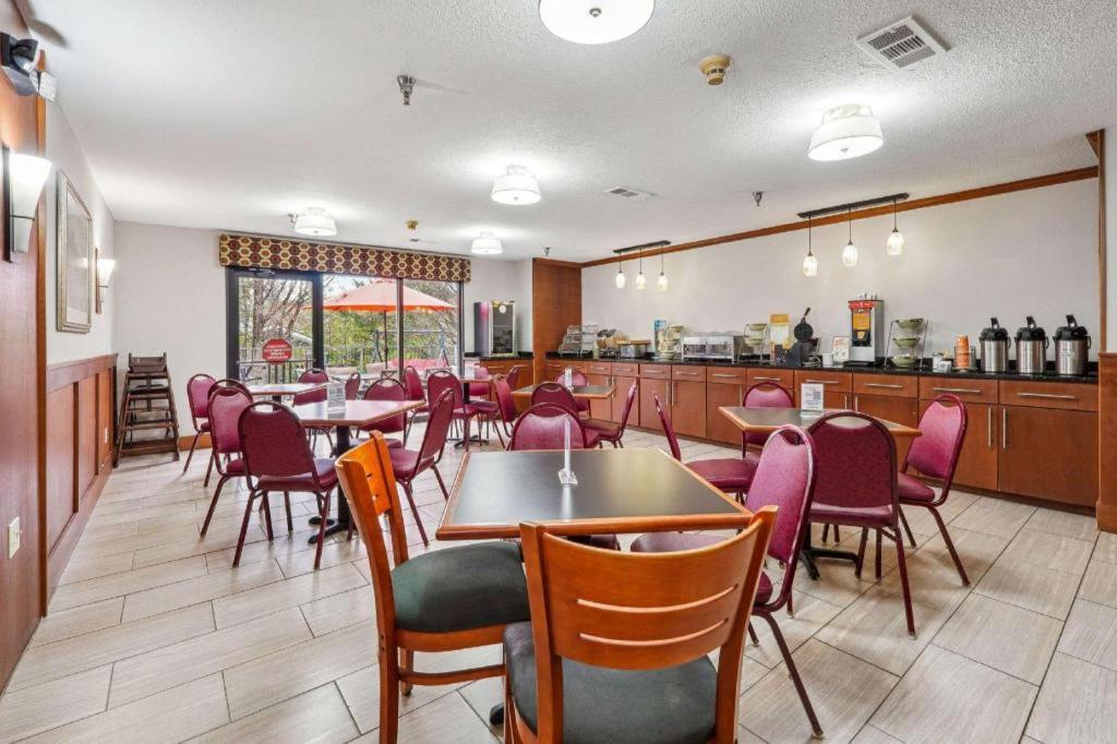 Quality Inn&Suites Dawsonville Extérieur photo